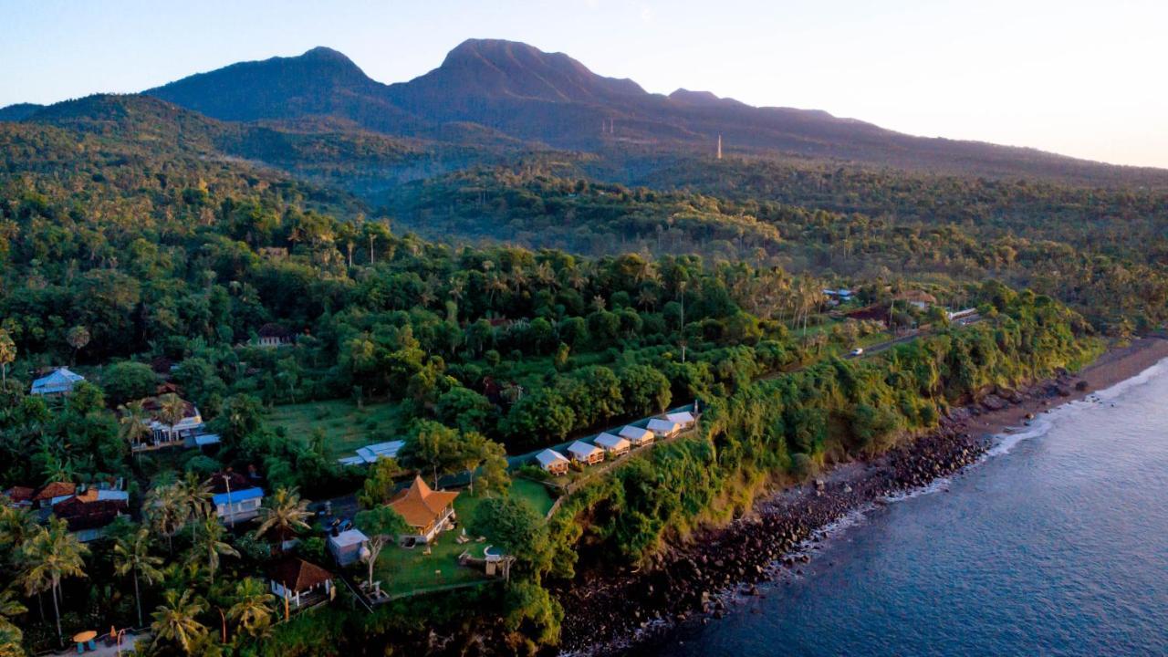 Bali Cliff Glamping Hotel Seraya Exterior photo