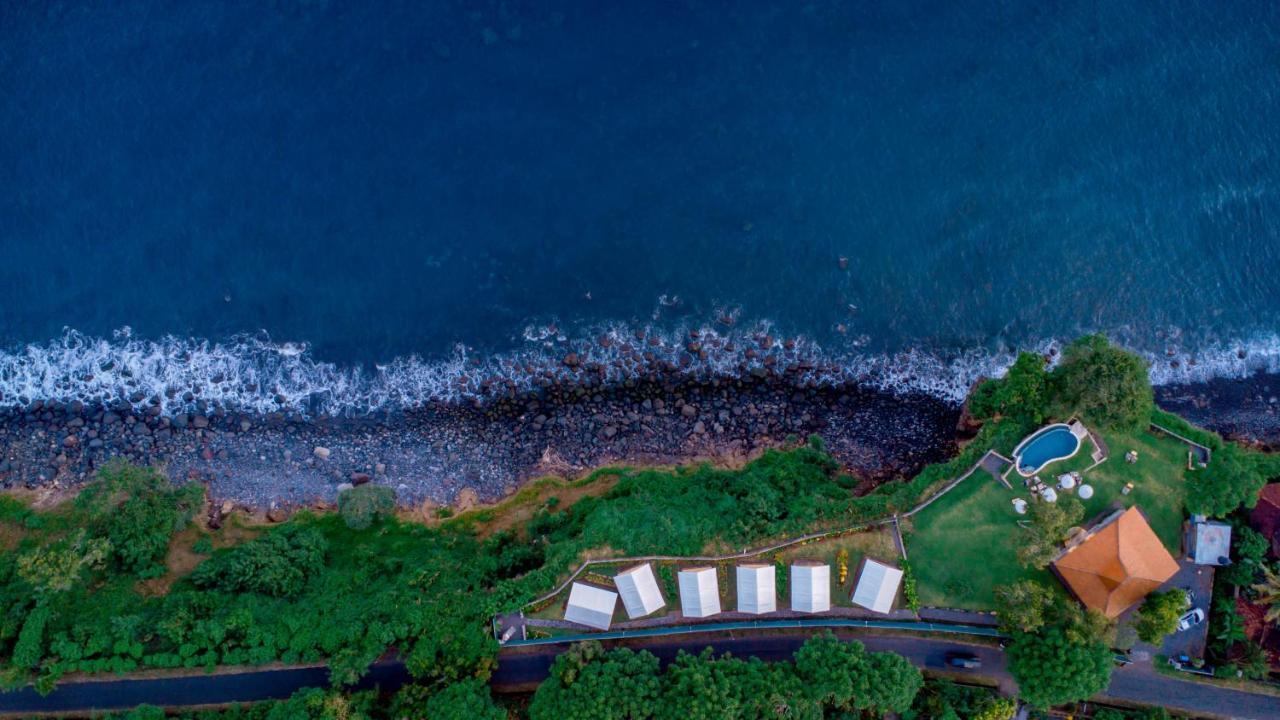 Bali Cliff Glamping Hotel Seraya Exterior photo