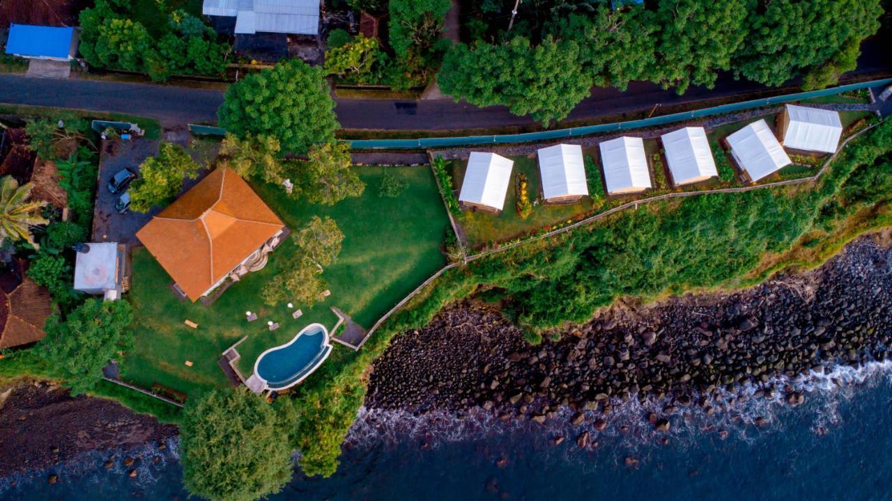 Bali Cliff Glamping Hotel Seraya Exterior photo