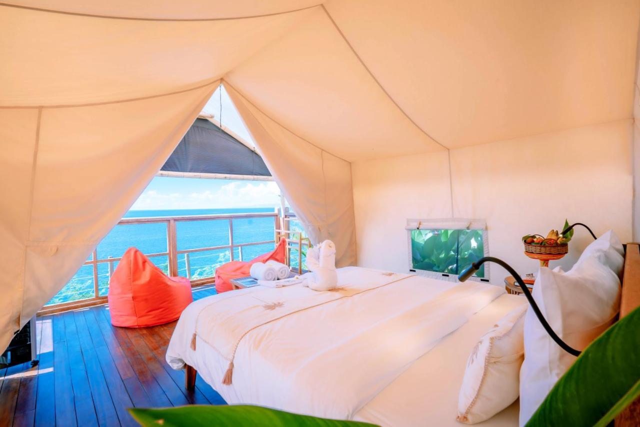 Bali Cliff Glamping Hotel Seraya Exterior photo