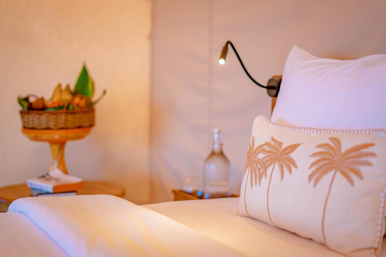 Bali Cliff Glamping Hotel Seraya Exterior photo