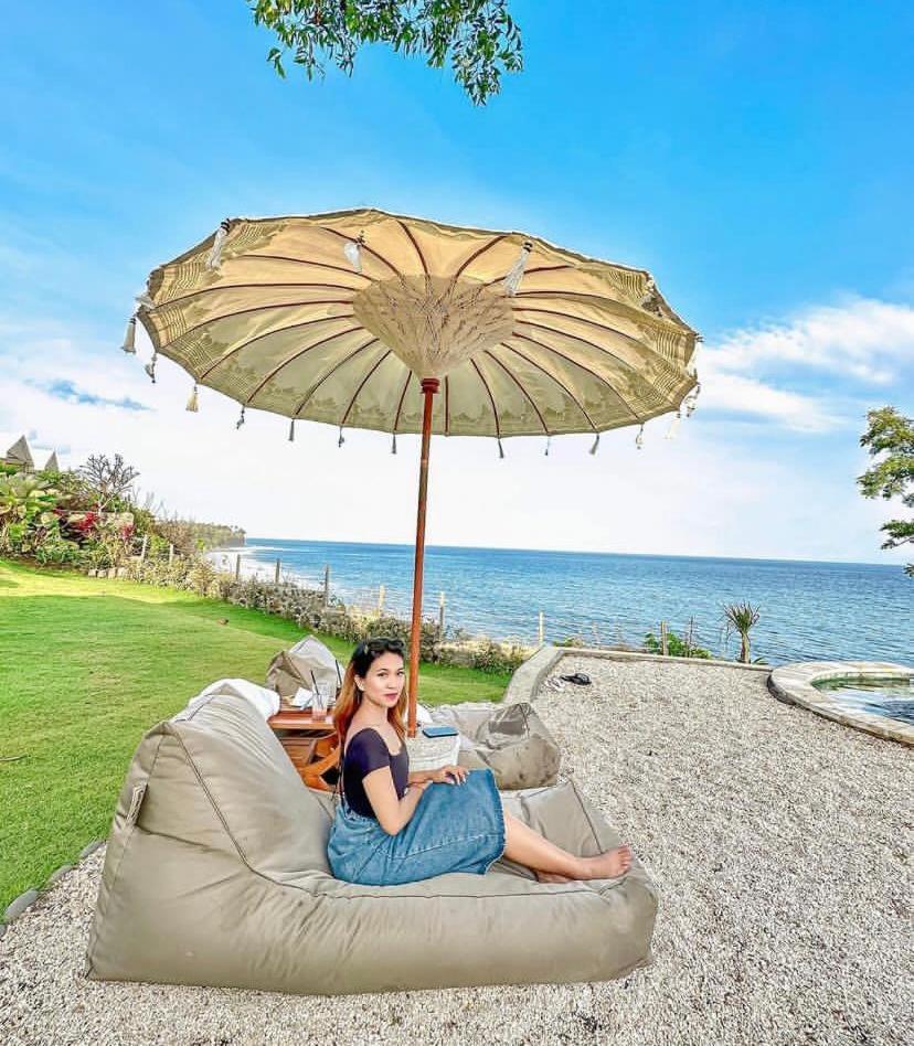 Bali Cliff Glamping Hotel Seraya Exterior photo